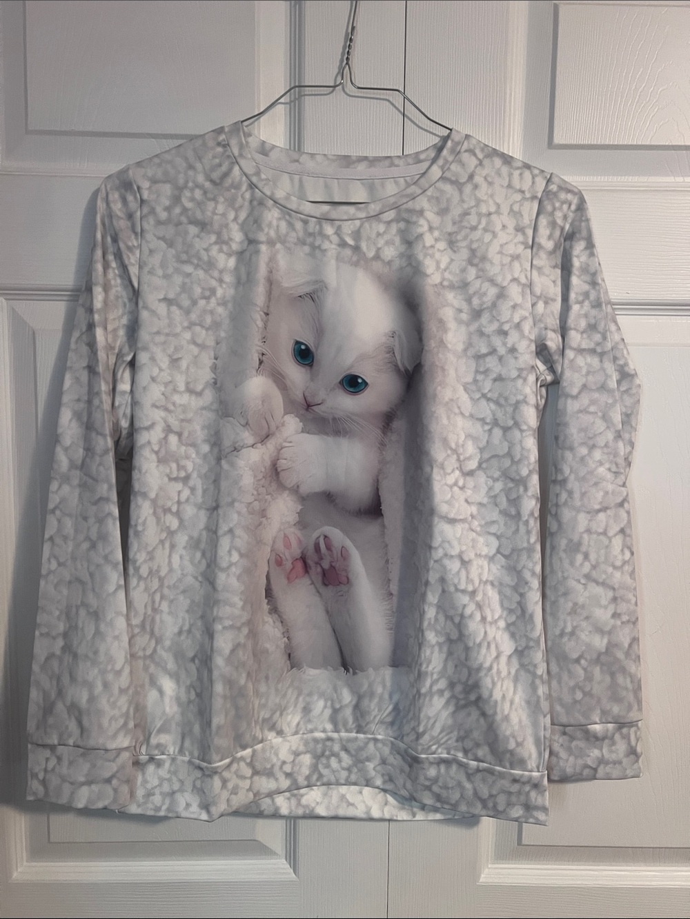 White Plush-Look Sweatshirt with Blue-Eyed Kitten Graphic